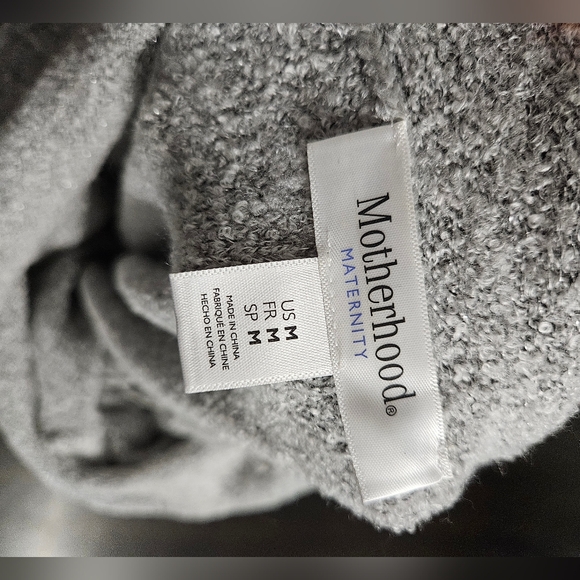 NWOT motherhood maternity gray Sparkle sweater medium super soft and cozy - Picture 6 of 7